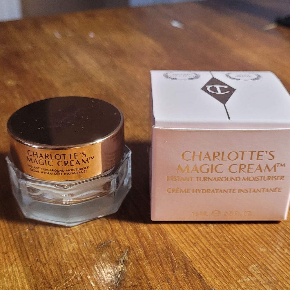 Charlotte Tilbury Magic Cream - Gold and White Packaging